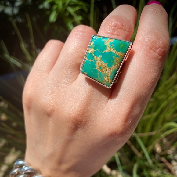 Kings Manassa Turquoise and Heavy Sterling Silver Stamped Ring - Picture 5 of 6